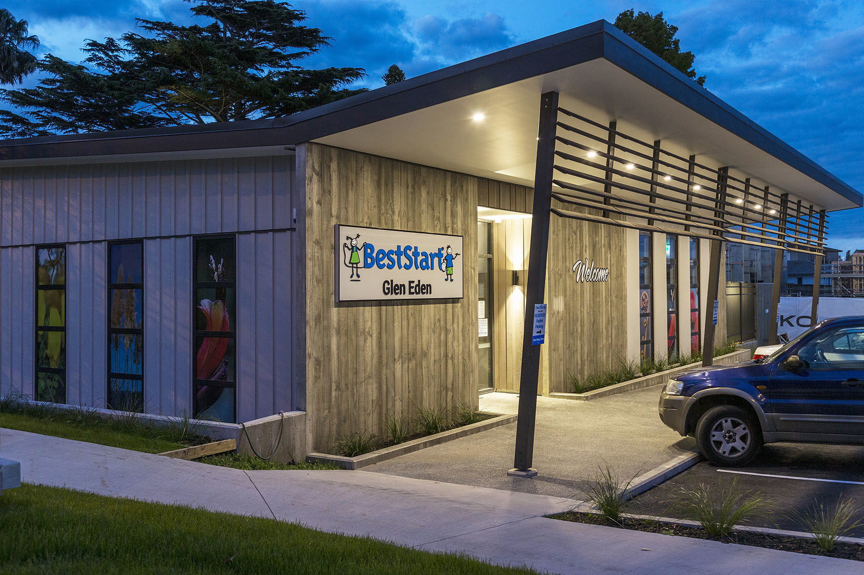 4155 GREAT NORTH ROAD 08